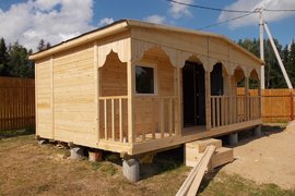 Дачные бытовки со сборкой на участке