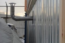 Бытовка с печной вытяжкой